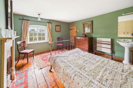 4 bedroom semi-detached house to rent - Photo 3