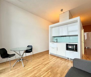 Studio to rent - Photo 3