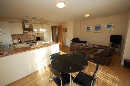 2 bedroom flat to rent - Photo 5
