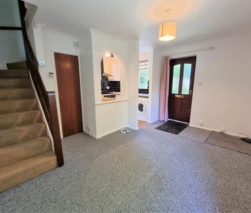 Hawkswell Walk, Woking - 1 bedroomProperty for lettings - Seymours - Photo 2