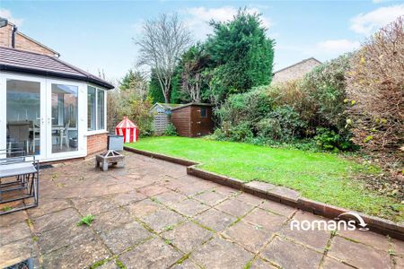 4 bedroom detached house to rent - Photo 4