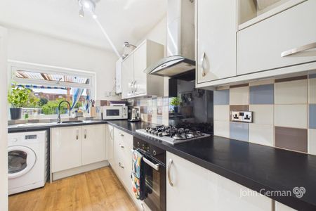 3 bedroom semi-detached house to rent - Photo 4