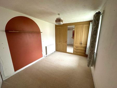 2 bedroom semi-detached house to rent - Photo 5