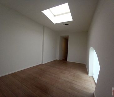 Zeer ruim triplex appartement te huur in centrum Tienen - Foto 4