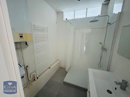 Location Appartement 2 pièces 50m² LILLE 59000 - Photo 4