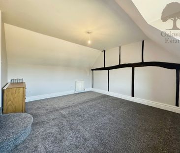 7 bed link detached house to rent in Fullers Hill, Amersham, HP6 - Photo 1