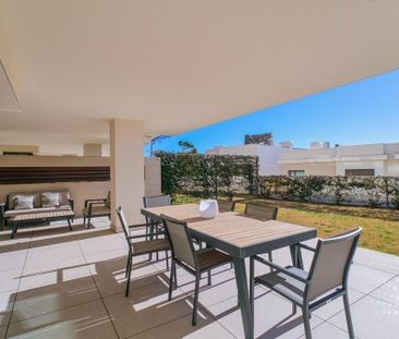 2 room luxury Apartment for rent in Estepona, Spain - Foto 1