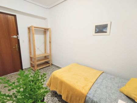 Carrer Miguel Hernández, Paterna, Valencian Community 46980 - Photo 5