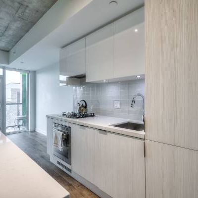 109 OSSINGTON AVE. #310 - LOFT STYLE 1BED/1BATH EXECUTIVE SUITE - Photo 4