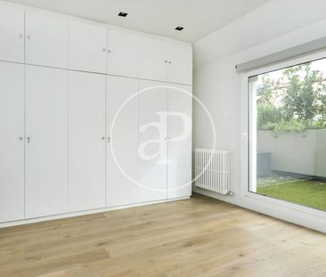 Penthouse for rent with Terrace in El Putget i Farró (Barcelona) - Photo 1