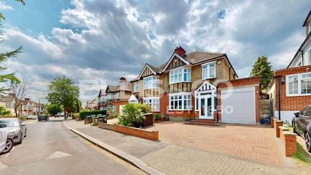 Oxenpark Avenue, Wembley, HA9 - Photo 4