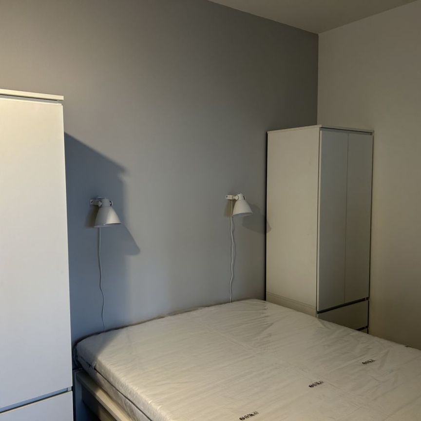 Do wynajęcia kawalerka po generalnym remoncie. - Фото 1