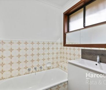 Spacious 2-Bedroom Unit in Prime Thomastown Location - Photo 2