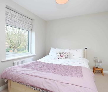 Oliver Close, W4, London - Photo 6