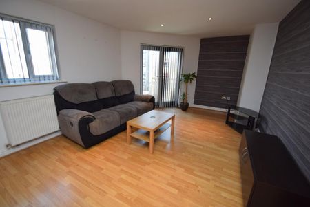 2 bedroom apartment to rent - Photo 3