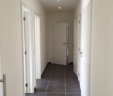 - Leuk gelijkvloers appartement met open zicht (midden rechts) - Foto 4