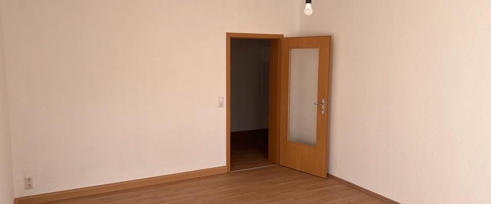 Frisch sanierte Wohnung in zentraler Lage – Frankenberg/Sa. - Foto 1