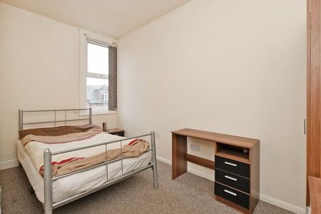 6 bedroom house share to rent - Photo 4