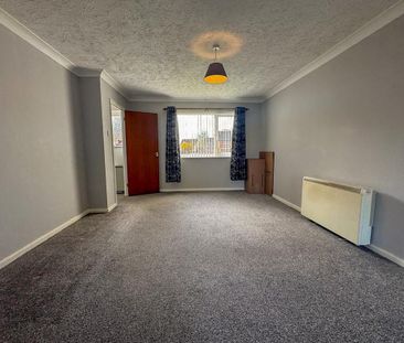 3 bedroom end of terrace house to rent - Photo 3