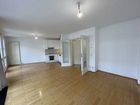 3 Zimmer Wohnung mit Gemeinschaftsdachterrasse direkt beim Karlsplatz! - Photo 5