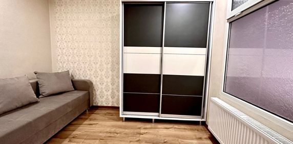 Inchiriez apartament cu 2 camere in zona Aurel Vlaicu - Fotografie 2