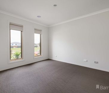 3 BEDROOM IN WORTHINGTON ESTATE - Photo 4