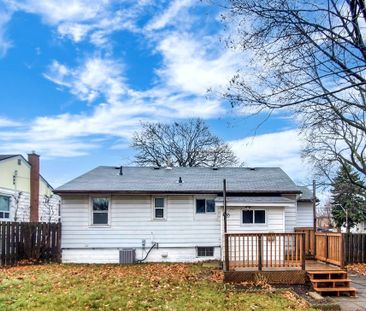 For Lease - 76 West 1st Street Unit# Lower Level, Hamilton, Ontario - Photo 4