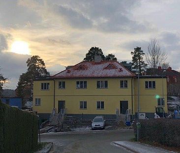 PARHUS UTHYRES PÅ LIDINGÖ - Foto 1