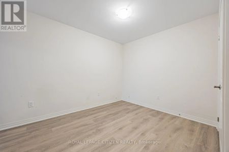 32 EMMAS WAY - Photo 3