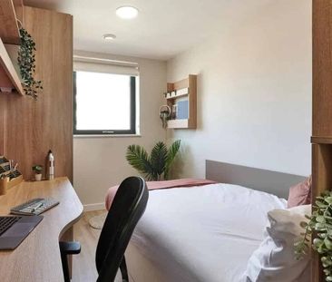 Bronze Ensuite - 6 Bed - Photo 6