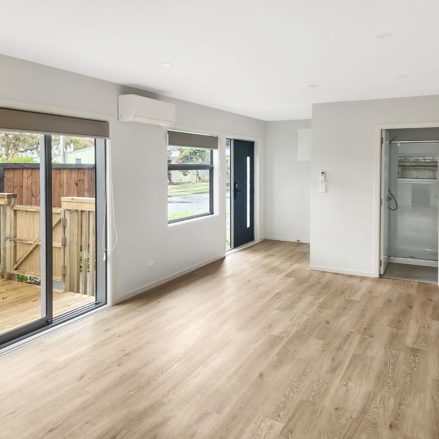 Waterloo Living - Photo 1