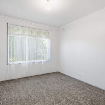 Prime Location Home! - Photo 5