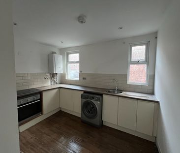 Room in a Shared Flat, Fishponds Road, BS16 - Photo 4