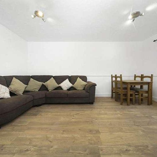 Hewison Street, Bow, E3 - Photo 1