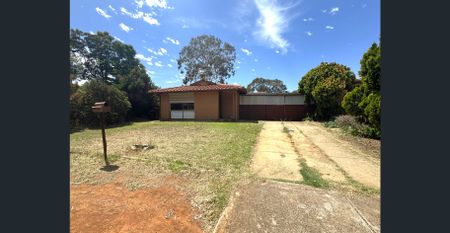 Affordable Family 3 Bedroom Living! - Photo 3