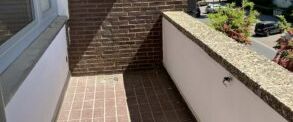 Helle 3-Zimmer-Wohnung mit großem Sonnenbalkon in Toplage von Seelze! - Foto 1