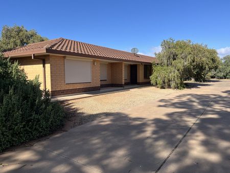 2/70 Main Street, Port Augusta - Photo 5