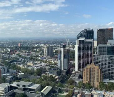 Ultra Twin Apartment - High Floor - Photo 1