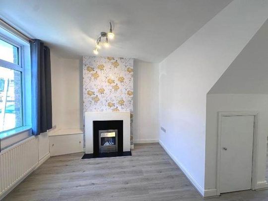 2 bedroom terraced house to rent - Photo 1