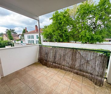 Location Appartement 1 pièce 31m² - Photo 6