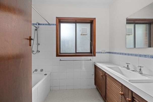 2/20 Beach Street, Bellerive, TAS 7018 - Photo 1