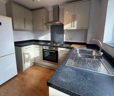 2 bedroom terraced house to rent - Photo 3