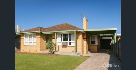 DELIGHTFUL BRICK BEACH LIVING! - Photo 4