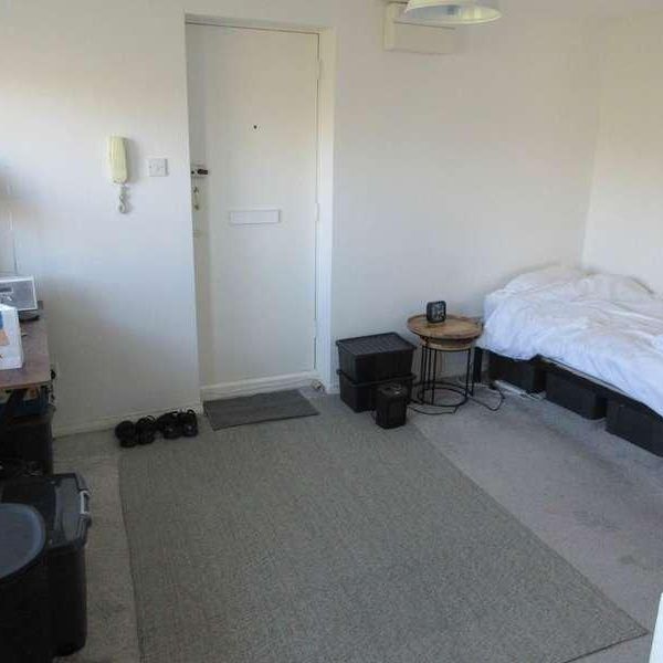 Coniston, Southend On Sea, SS2 - Photo 1