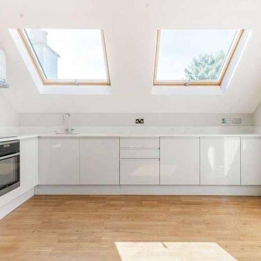 Norbury Court Road, Norbury, SW16 - Photo 1