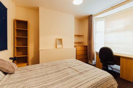 Derwent Street, - Bed, LN1 - Photo 4