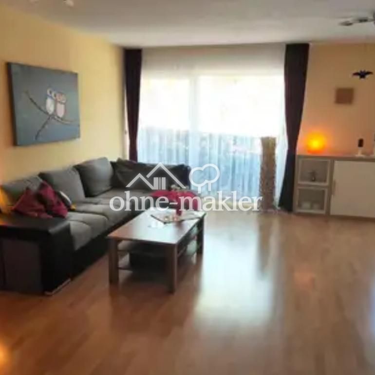 Moderne 2,5-Zimmer-Wohnung mit Einbauküche, Dachterrasse & TG-Stellplatz - Photo 1