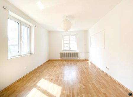 Großzügige 3-Zimmer Wohnung mit Garten - Foto 2
