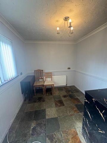 30 Recreation Road, Larne, BT40 1HA - Photo 3