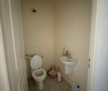 Location Appartement 3 pièces 78m² VALENCE 26000 - Photo 5